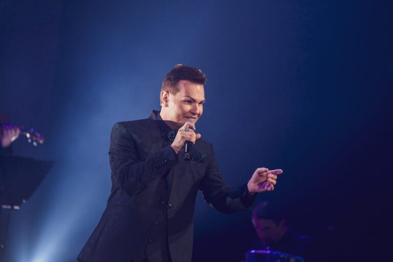 Tangoprinssin lomafiasko homehuone ja 14 tuntia laukkupummina lentokentällä | tanssiin Fi