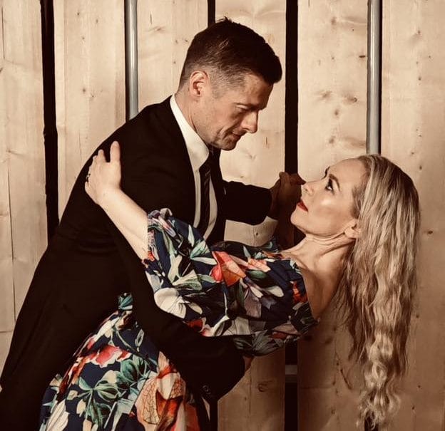 Petri Hervanto ja Tiina Räsänen Onnen maa tango