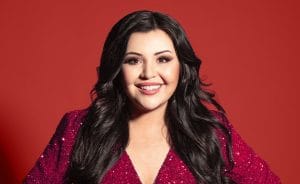 Diandra, joulu, hymy, kasvot 2025