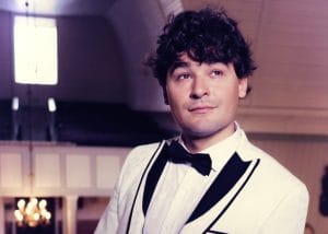 amadeus lundberg tangokuningas joulu kynttilät kirkko