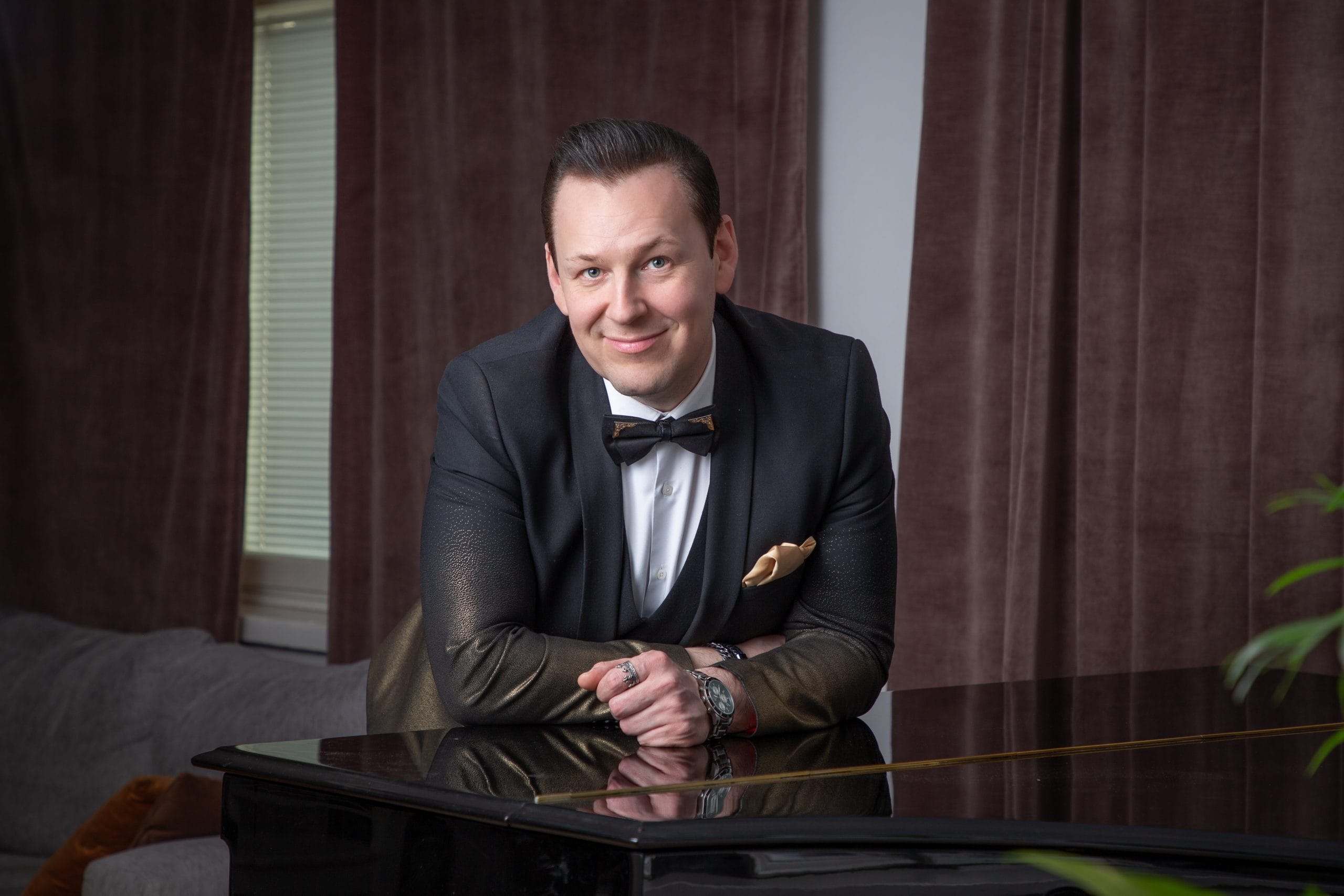 kari hirvonen tangokuningas kasvot poseeraus