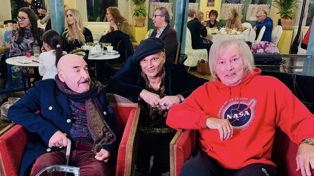 remu aaltonen danny ilkka lipsanen dimitri keiski trio legenda yhdessä poseeraus