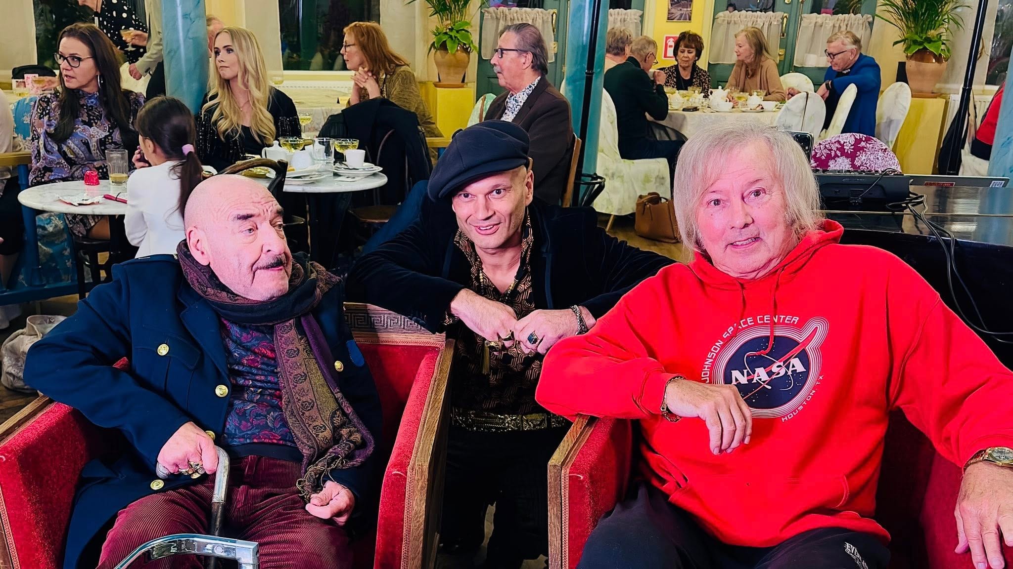 remu aaltonen danny ilkka lipsanen dimitri keiski trio legenda yhdessä poseeraus