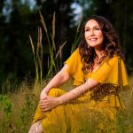 saija tuupanen metsä istuu 2025