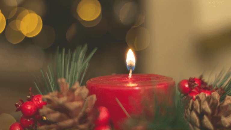 Kynttilä joululaulut Nämä iskelmätähtien joululaulut hurmaavat vuodesta toiseen 15 suosikkia | tanssiin Fi