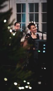 Kyösti ja maikki esiintyvät joulu 2025 | tanssiin Fi
