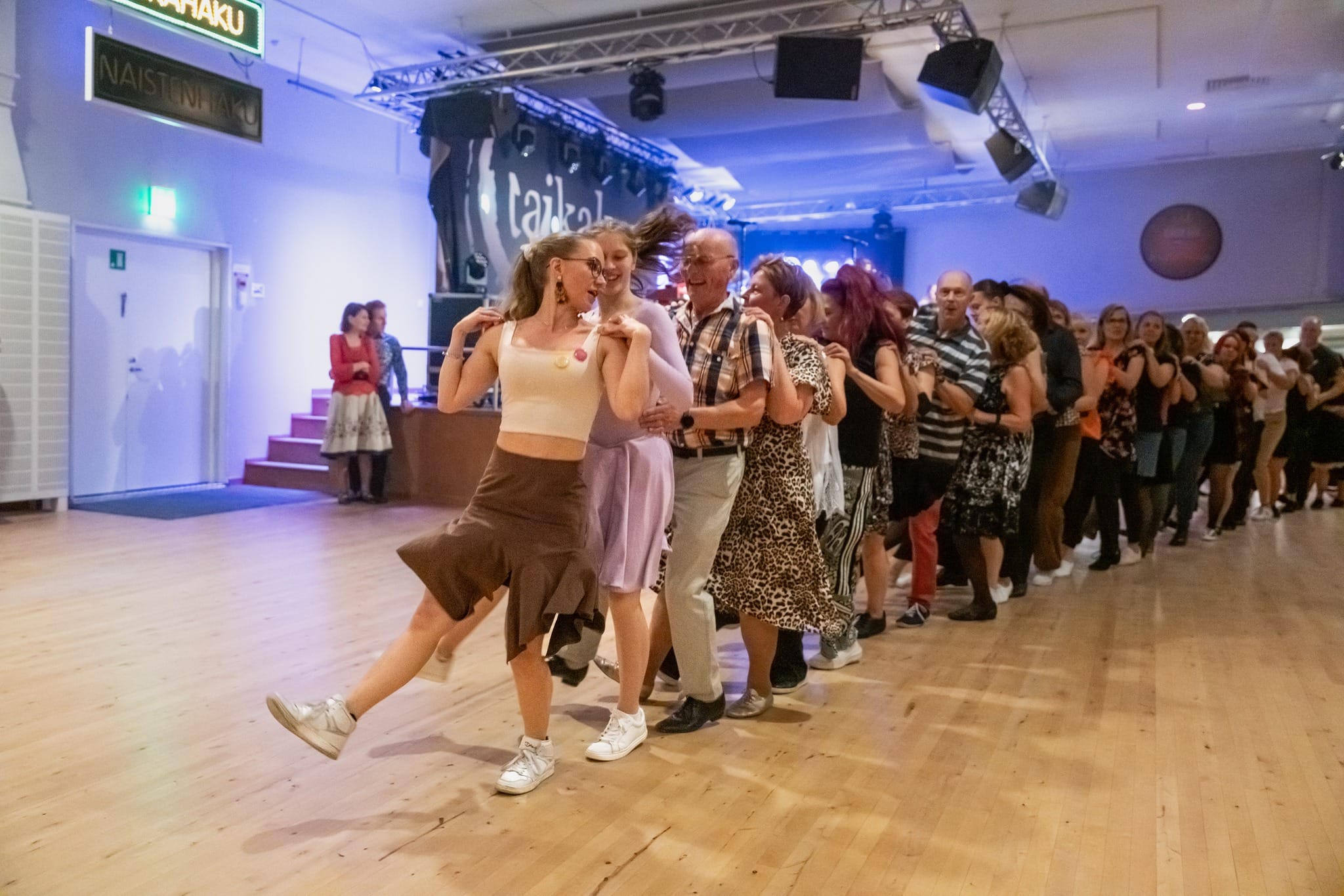 Kainuussa tanssit viedään maakuntaan kannamme kortemme kulttuurin kekoon | tanssiin Fi