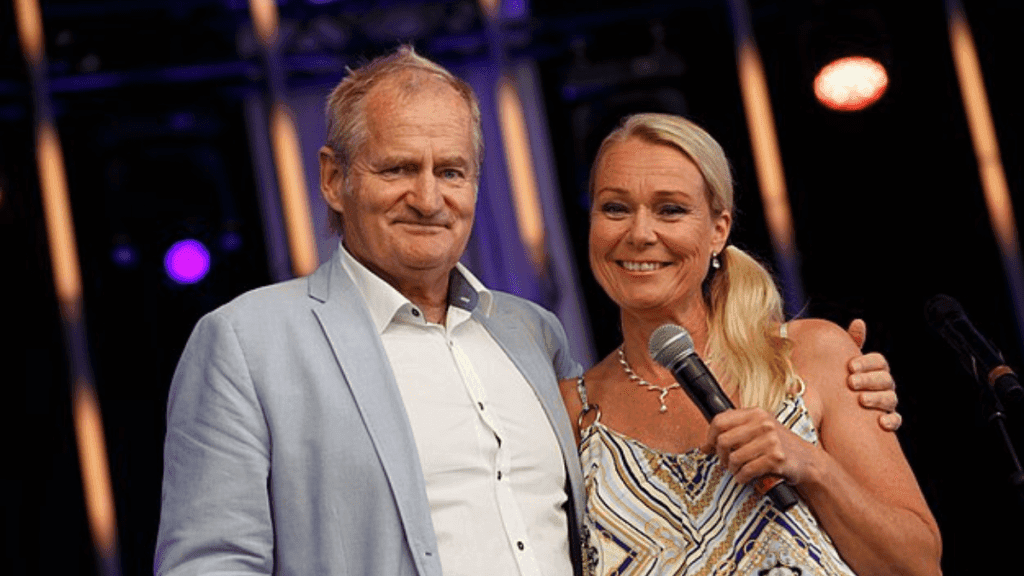 Klaus thomasson sivuun kiuruveden iskelmäviikolle uusi juontaja  video | tanssiin Fi