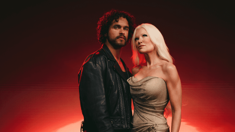 Umk 2026 komiat keikkuu kolmantena  linda lampenius ja pete parkkonen liekehtivät kärjessä | tanssiin Fi