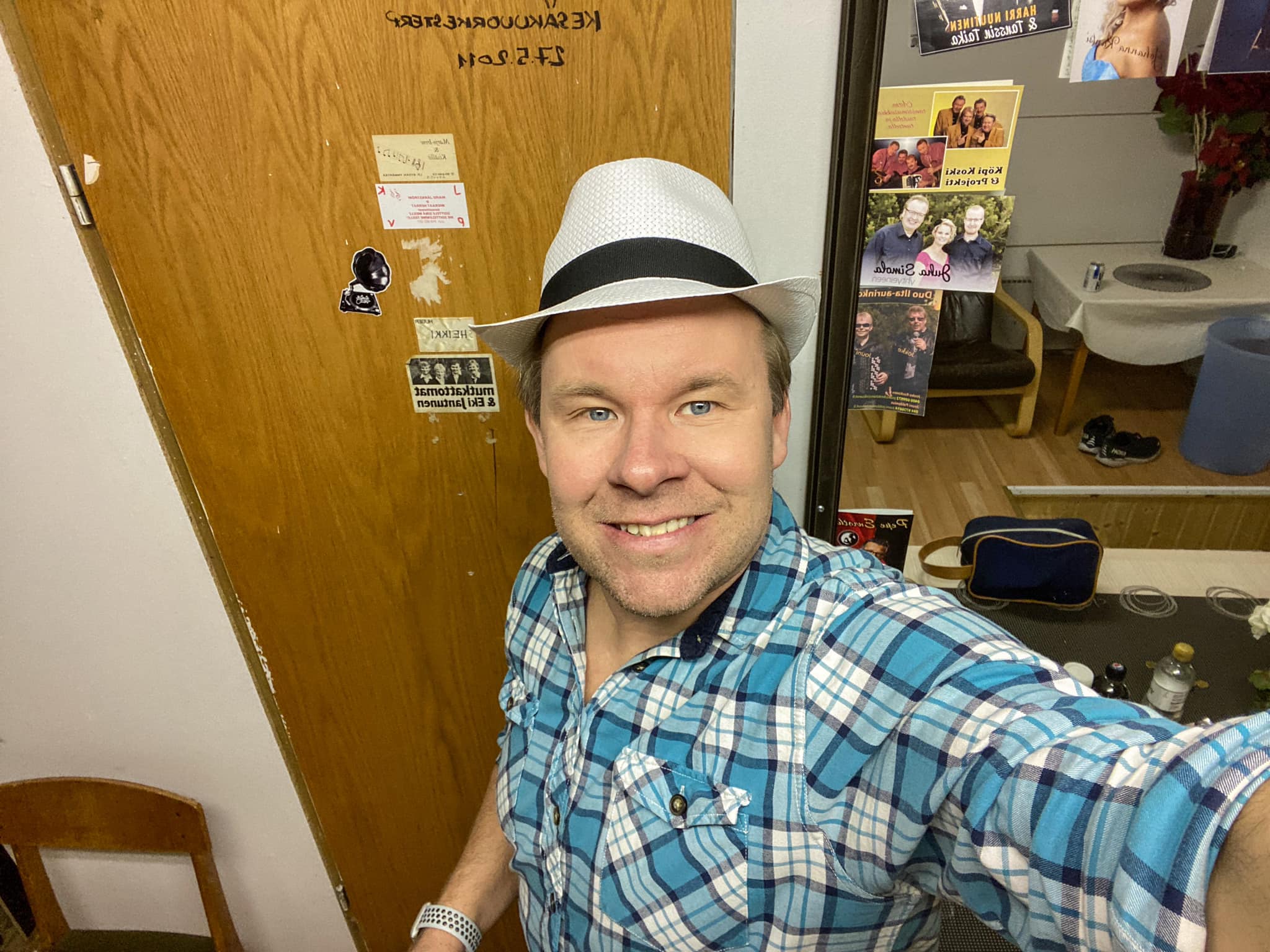 Teemu harjukari avoimena yksi ilta tanssilavalla muutti kaiken | tanssiin Fi