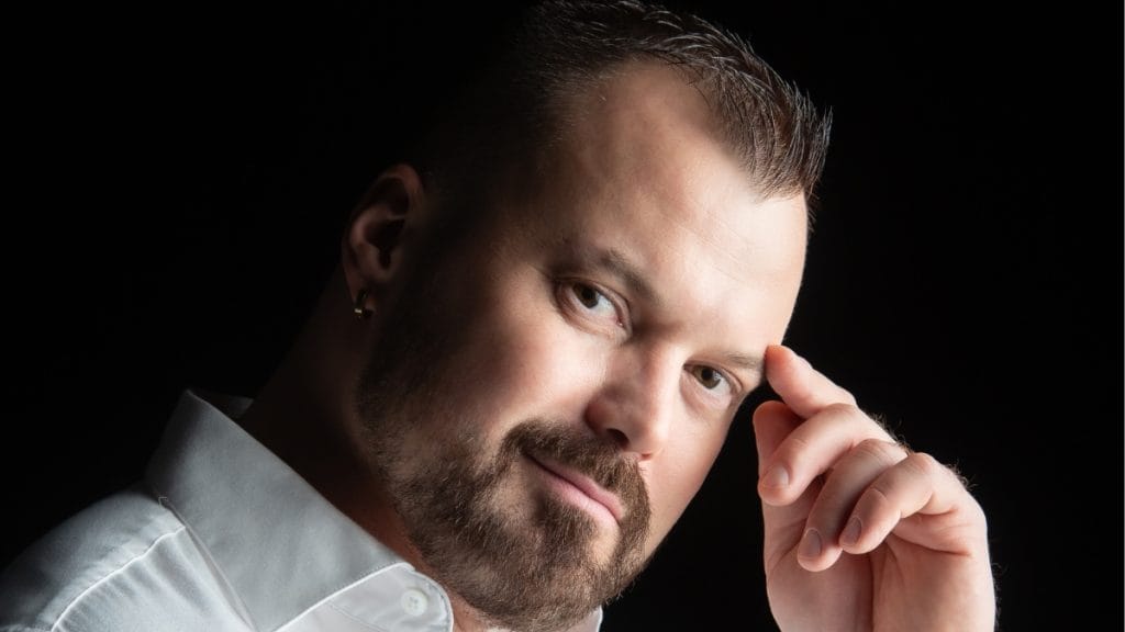 Heikki koskelo juhlii hääpäivää  julkaisi vihkikuvan | tanssiin Fi