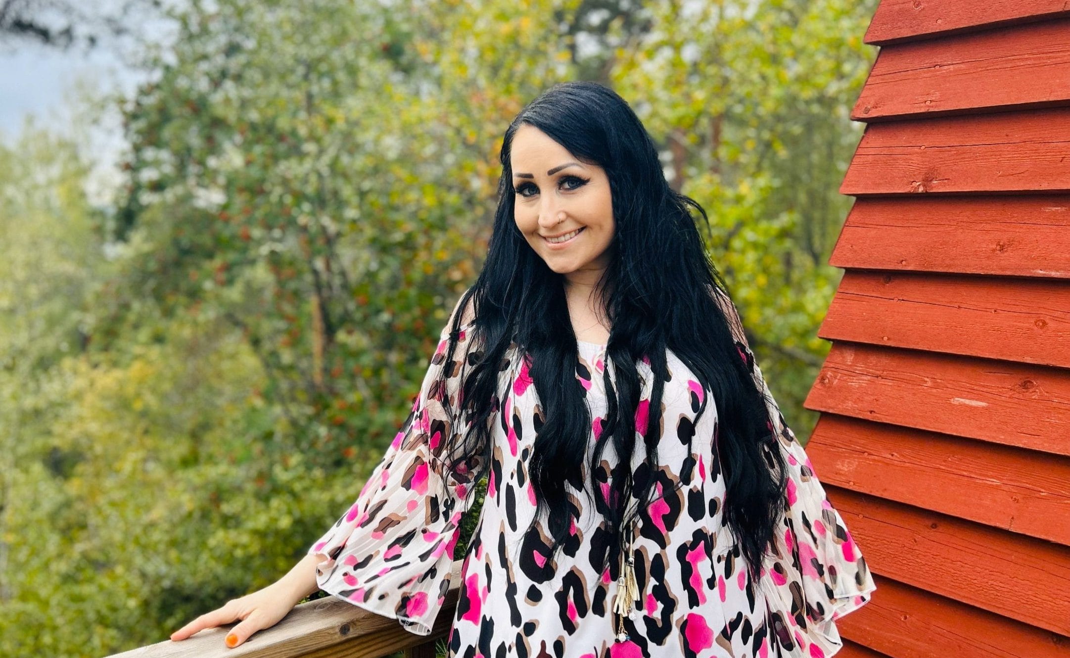 Nina Åkerman 48 tuli isoäidiksi haistelen vauvan tuoksua | tanssiin Fi