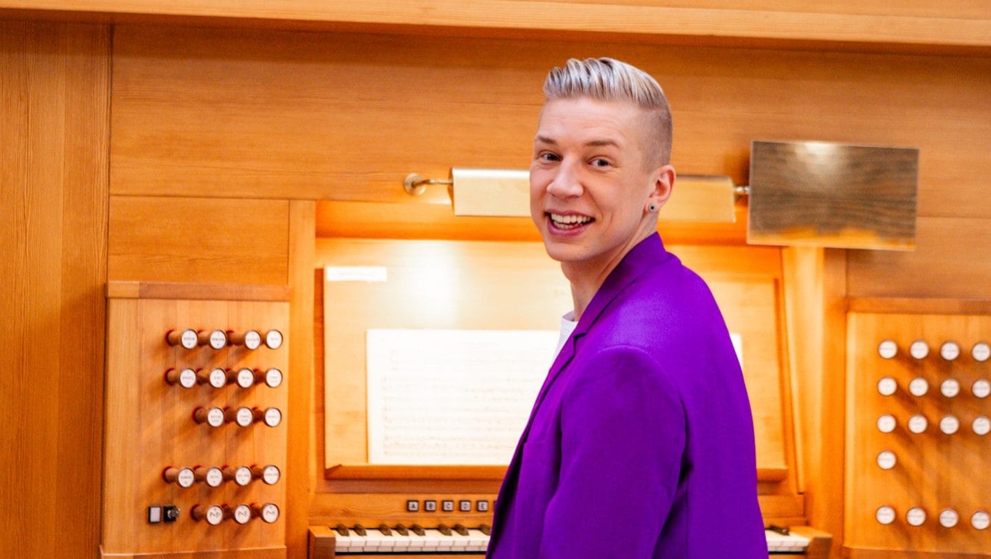 Tangokuningas pasi flodström valittiin vuoden kanttoriksi  palkinto lopetti kipuilun | tanssiin Fi