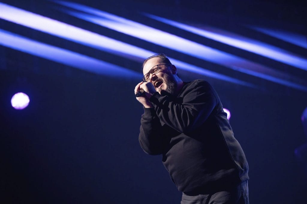 The voice  ennakkosuosikki tony romeo joutuu tukalaan tilanteeseen tyrmäysvaiheessa | tanssiin Fi