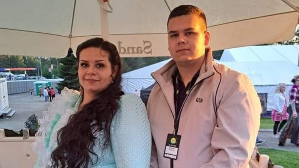Sonja sisko yllätti kyösti lindemanin keikalla  video | tanssiin Fi